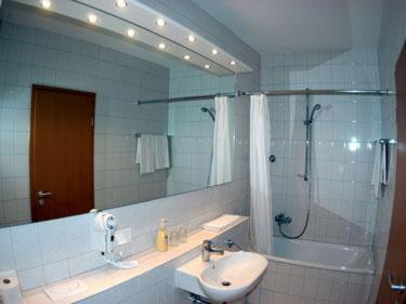 Hotel Kurpfalz ชไปยา ภายนอก รูปภาพ